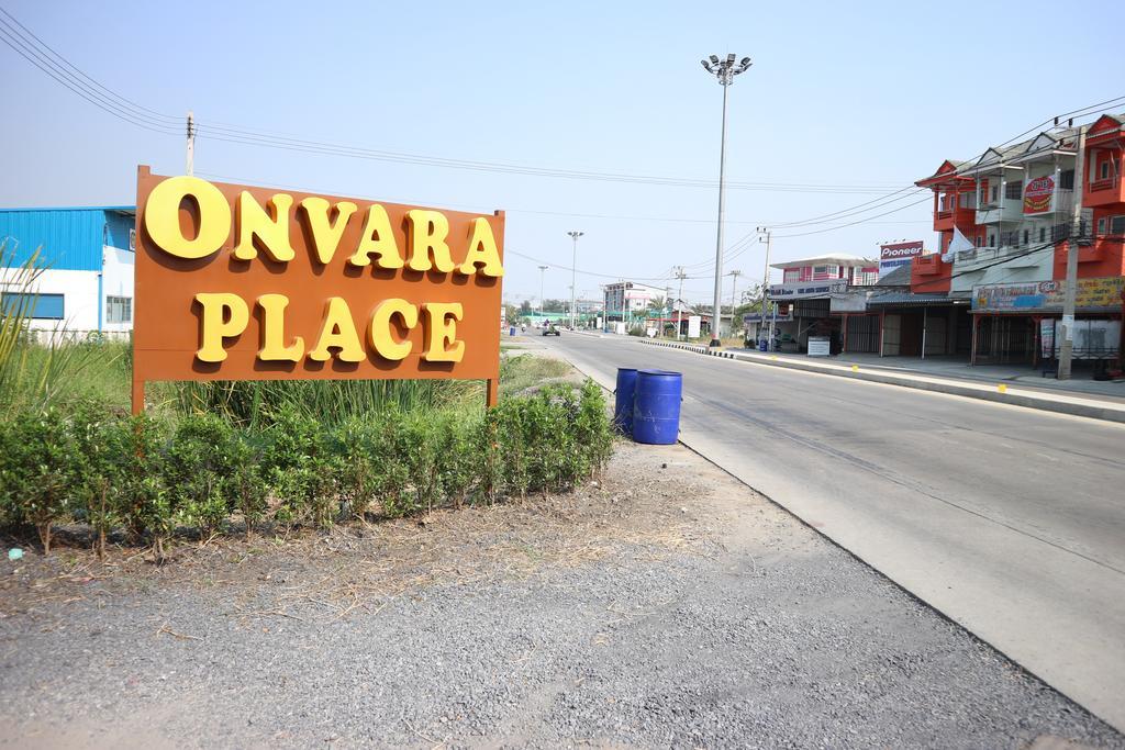 Onvara Place Hotell Ayutthaya Eksteriør bilde